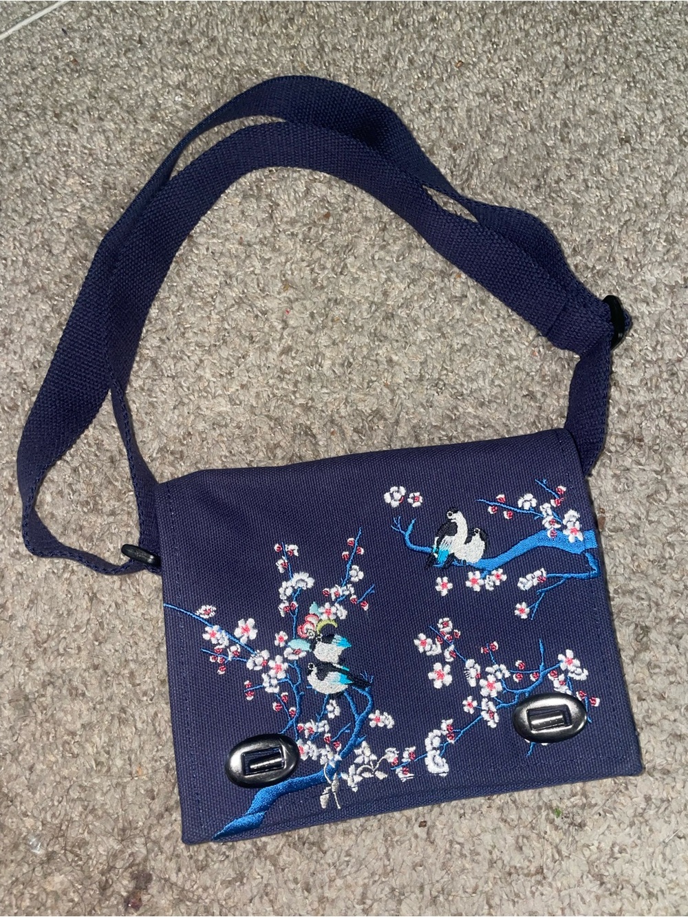 Blue crossbody purse NWOT